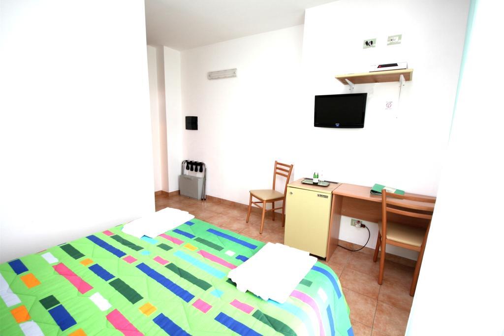 Hotel Alguer Стая снимка