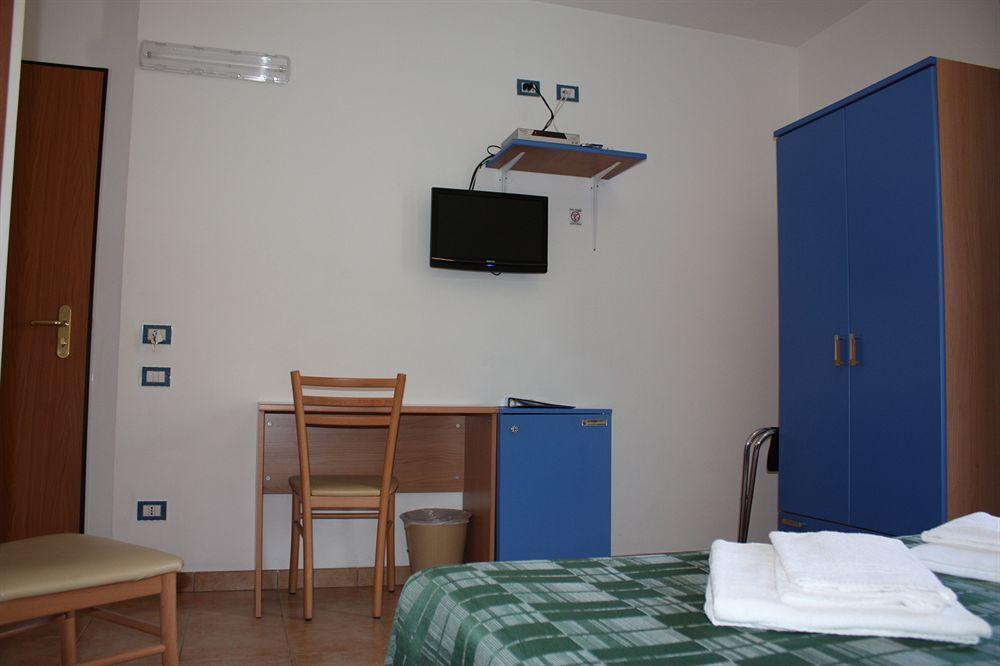 Hotel Alguer Екстериор снимка