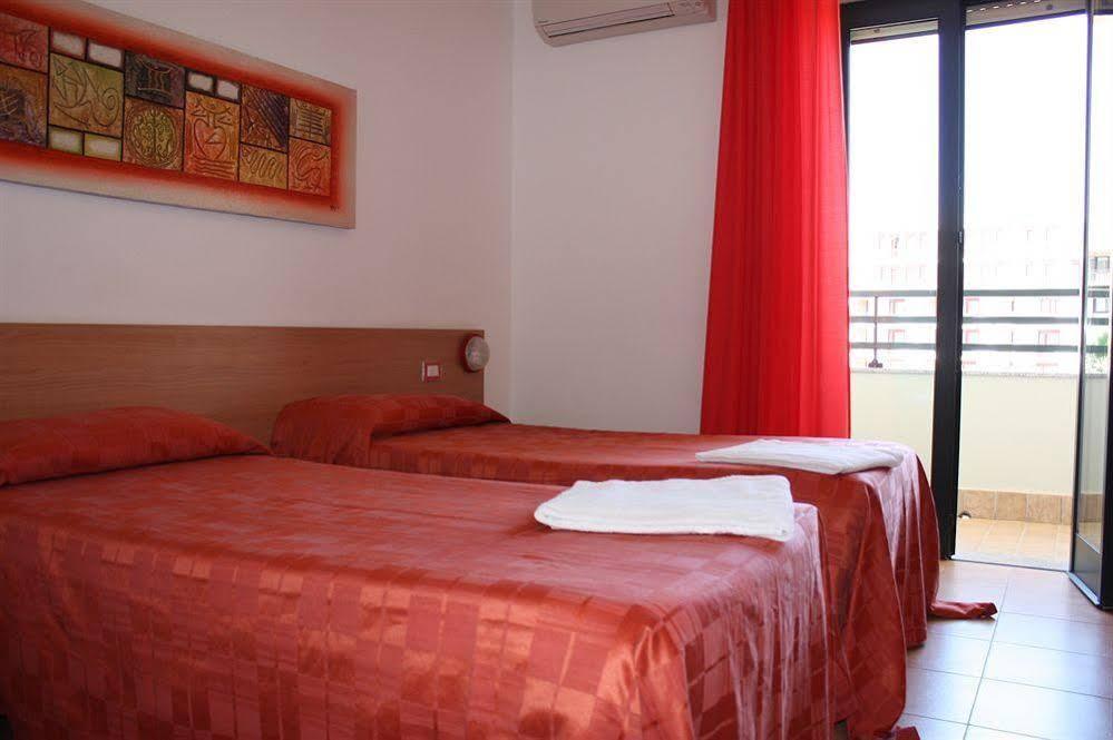 Hotel Alguer Екстериор снимка